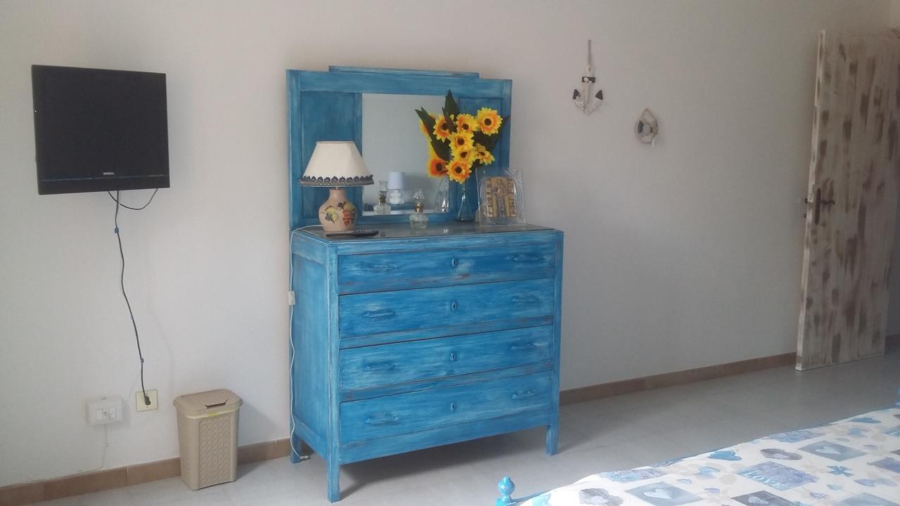 B&B Le Peonie Badesi Kültér fotó