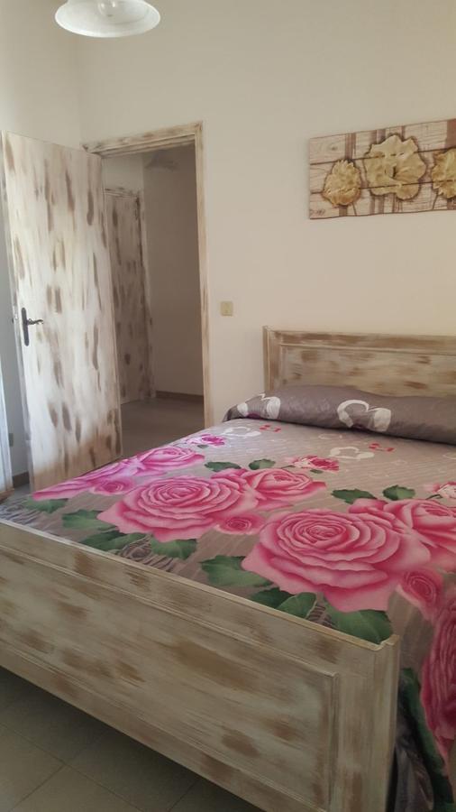 B&B Le Peonie Badesi Kültér fotó